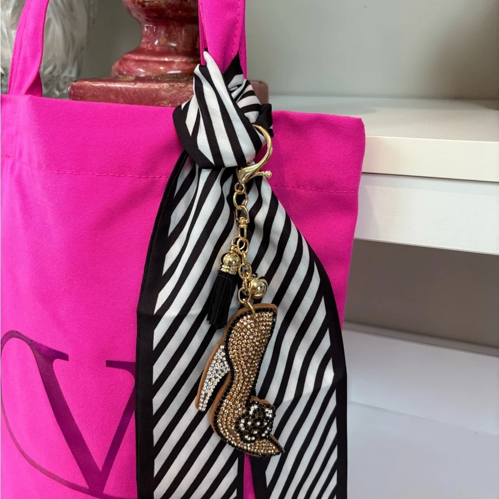 NEW 3-piece bundle | Valentino Pink Tote w multi scarf + SJP Crossbody Strap - Picture 3 of 8